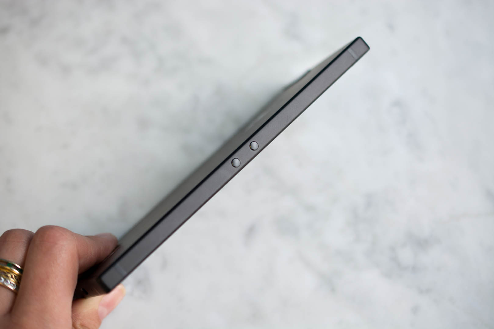 Razer made a smartphone, and it’s an all-black version of the Nextbit ...