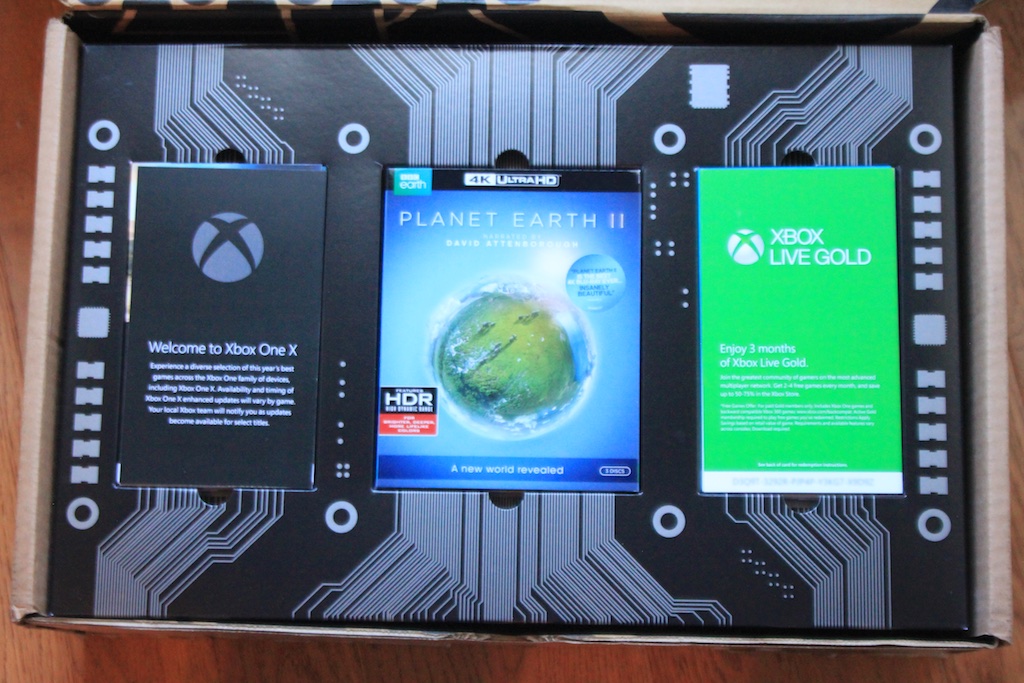 Gallery: The Xbox One X becomes an ex-boxed... one - Ars Technica