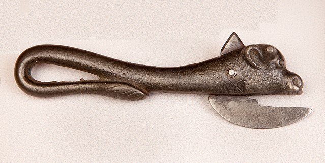 The bully beef can opener, popular in the mid-19th century, resulted in many lost fingers.
