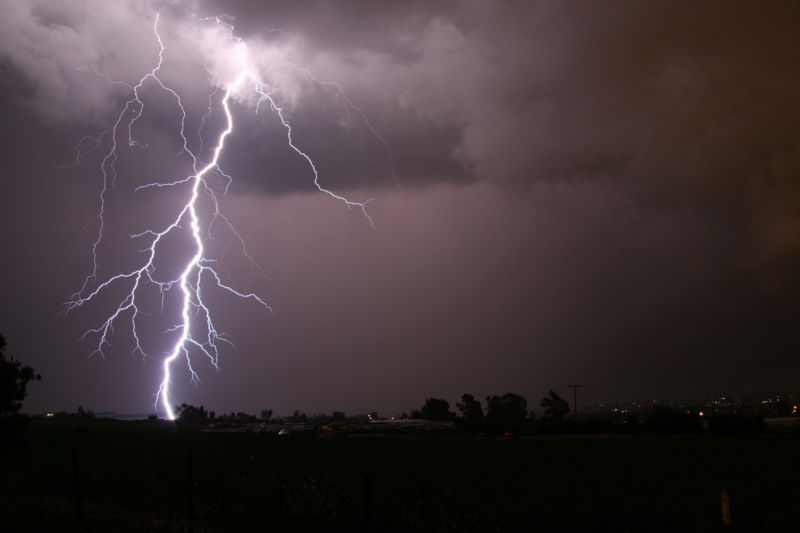 Lightning strikes leave behind a radioactive cloud | Ars Technica