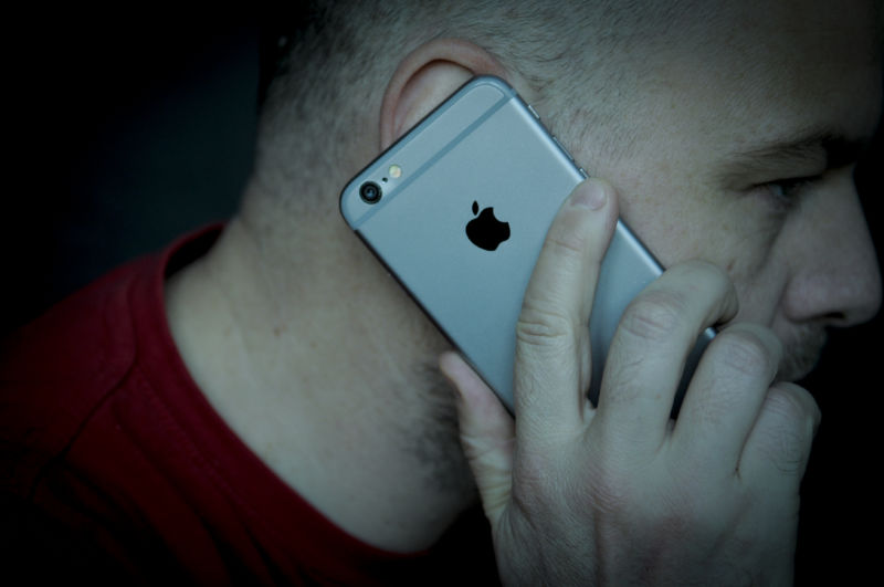 California: Here’s how to handle unfounded fears of cell phone cancer