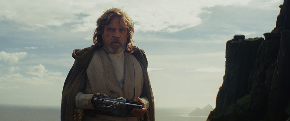 Star Wars star Mark Hamill discusses recasting Luke and Leia - CNET