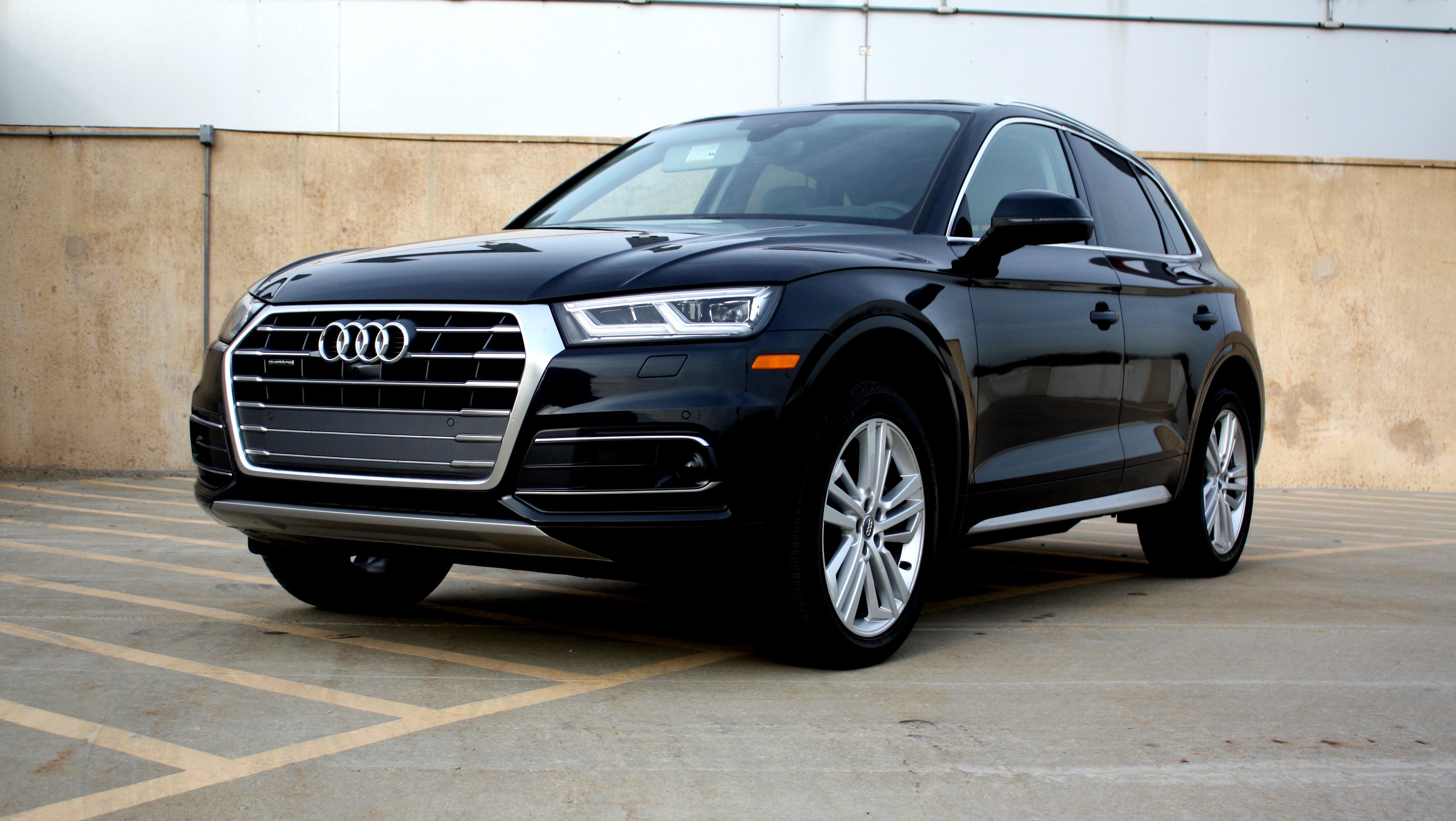 A sea of calm behind the wheel: The 2018 Audi Q5, reviewed | Ars Technica