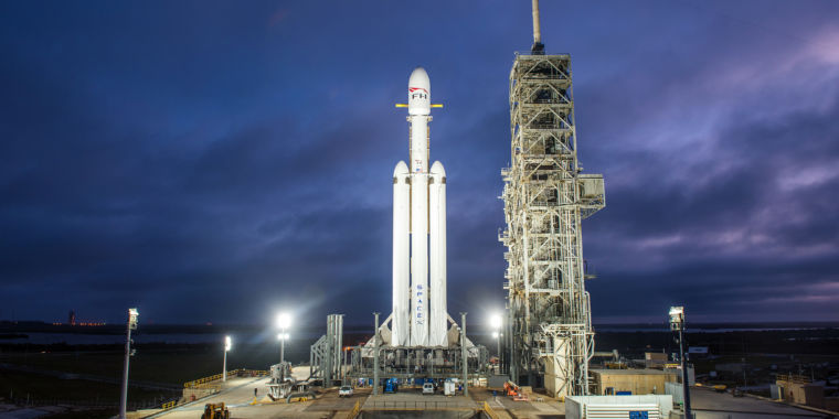 Spacex Has Test Fired Its Falcon Heavy Rocket Ars Technica 9121