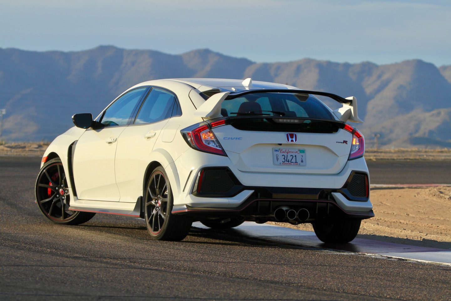 America finally gets Honda’s best: The 2018 Civic Type R - Ars Technica