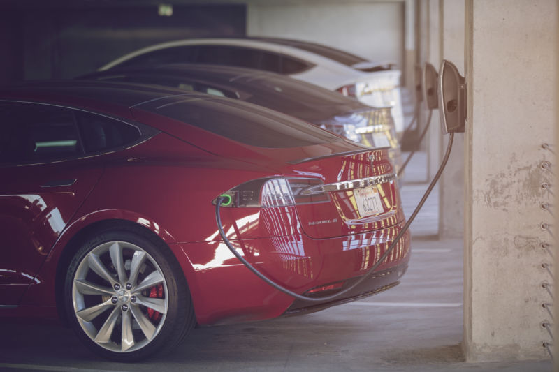 ParkingGarage_Charging-800x533.jpg