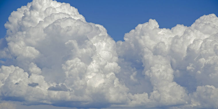 photo of Apple’s new and improved iCloud for Windows app is live on the Microsoft Store image