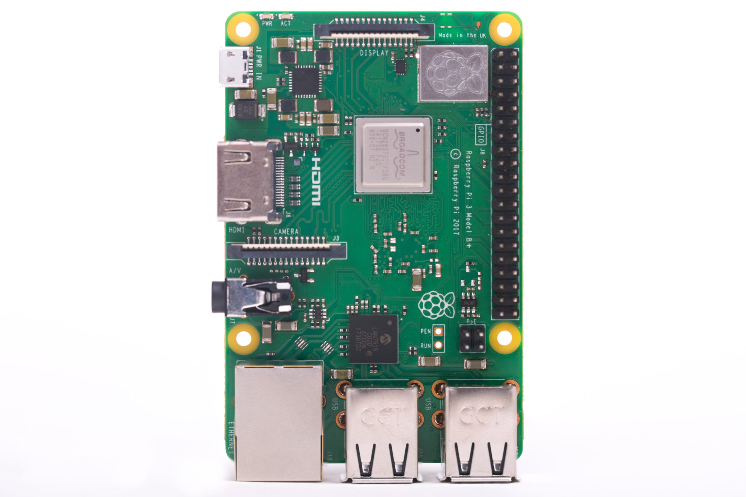 Raspberry Pi 3 B+ has faster CPU, Wi-Fi, and easier compliance 