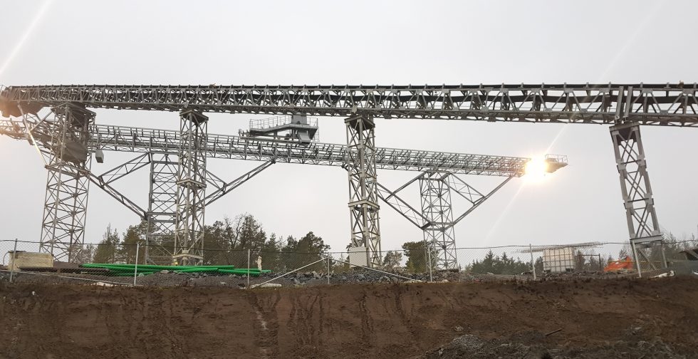 Specially constructed conveyors will carry rocks crushed down to pieces about 15cm in diameter to barges for transport.