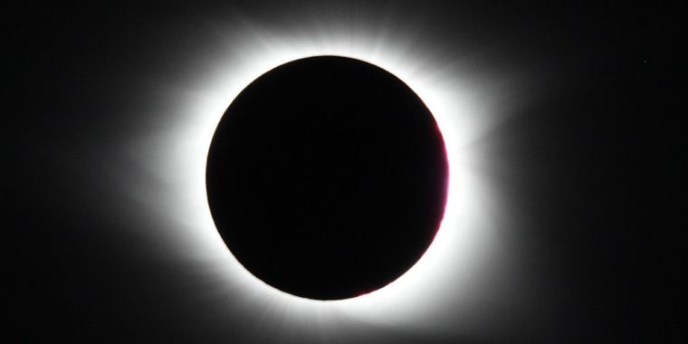 Ethereum fixes serious “eclipse” flaw that could be exploited by any kid
