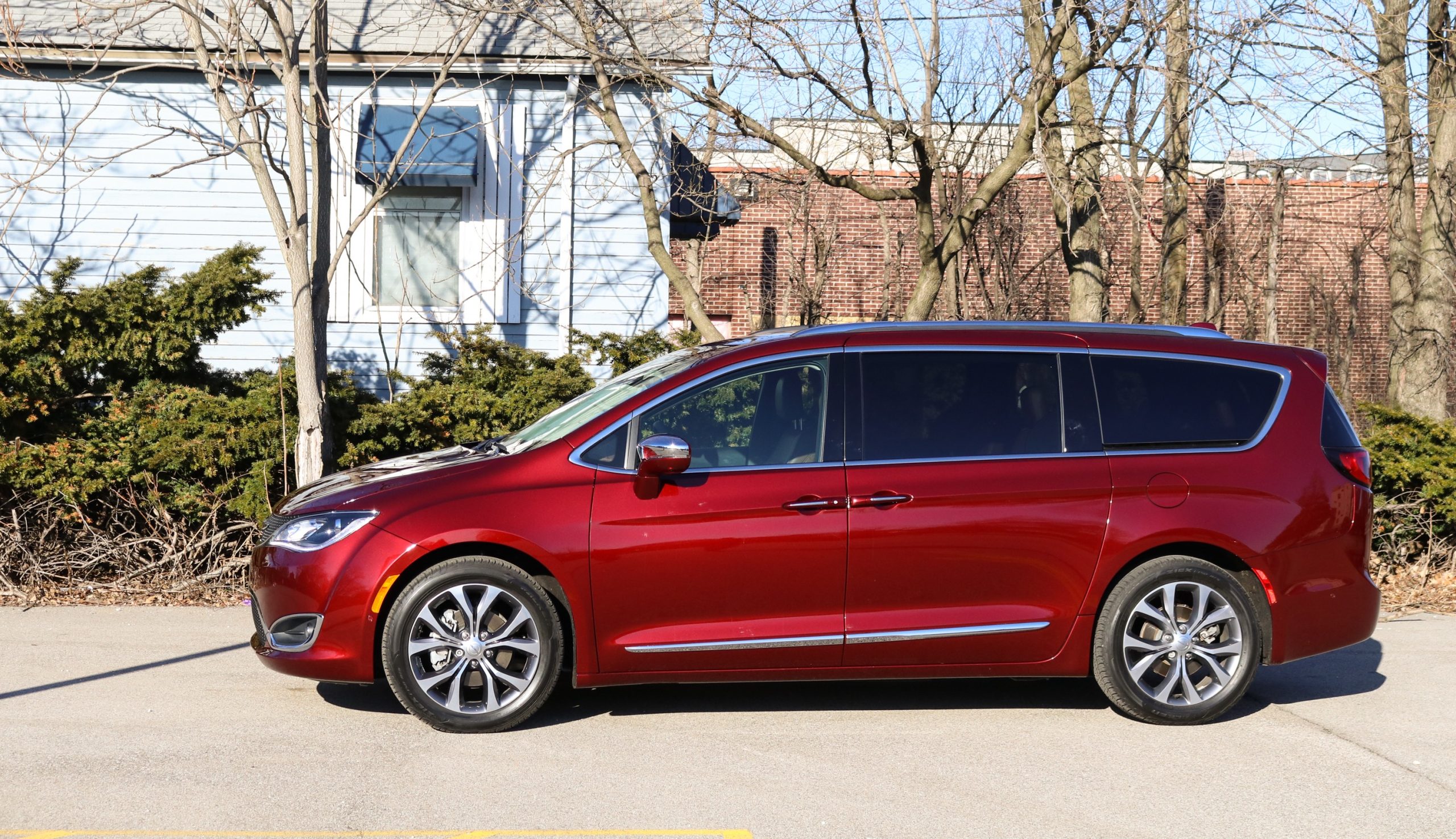 10 fashion minivans 2018