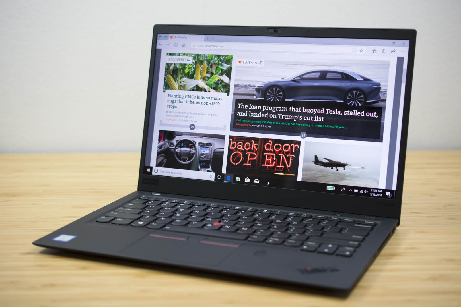 ThinkPad X1 Carbon 2018 review: The only laptop in a ...