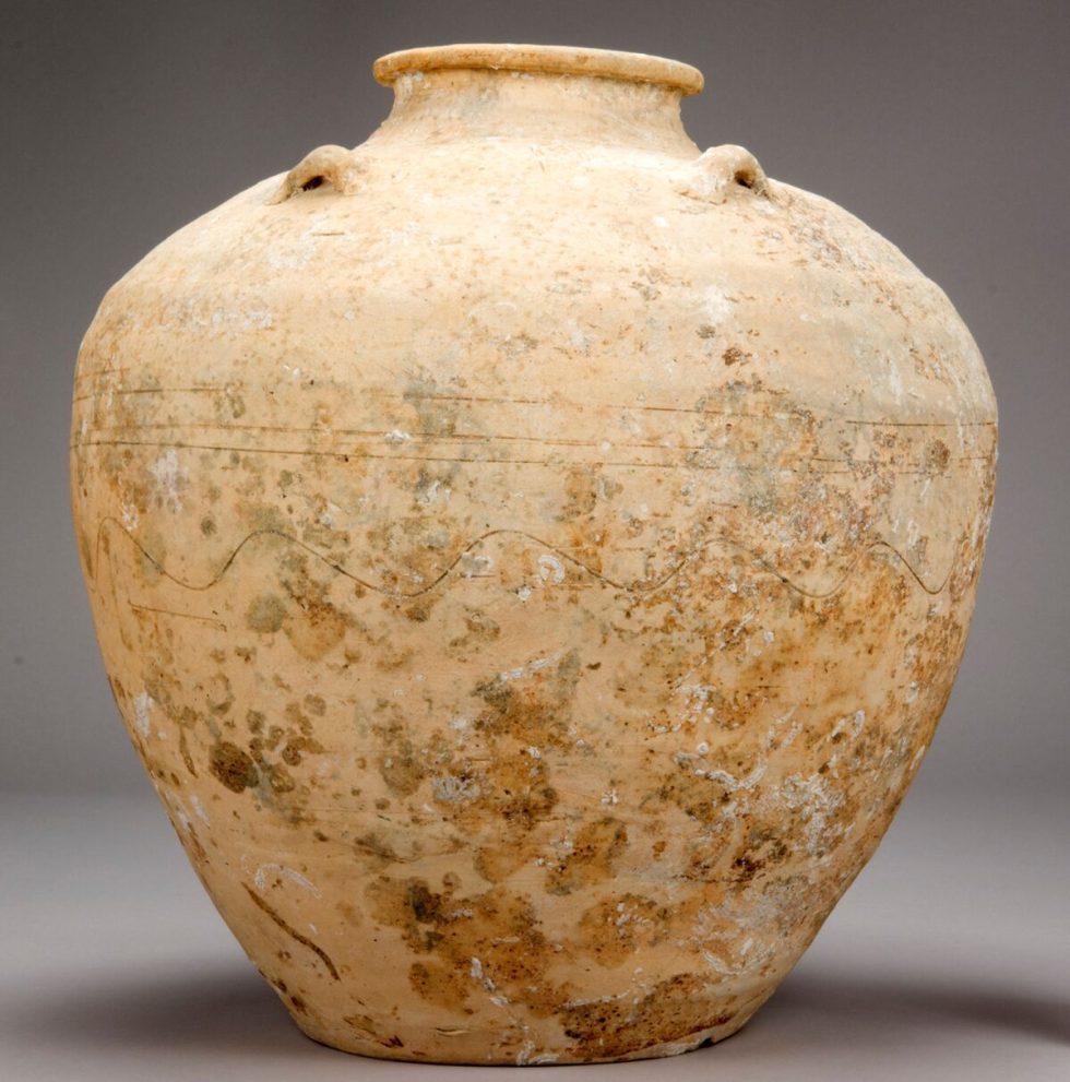 An 800-year-old label may rewrite the history of a Java Sea shipwreck ...
