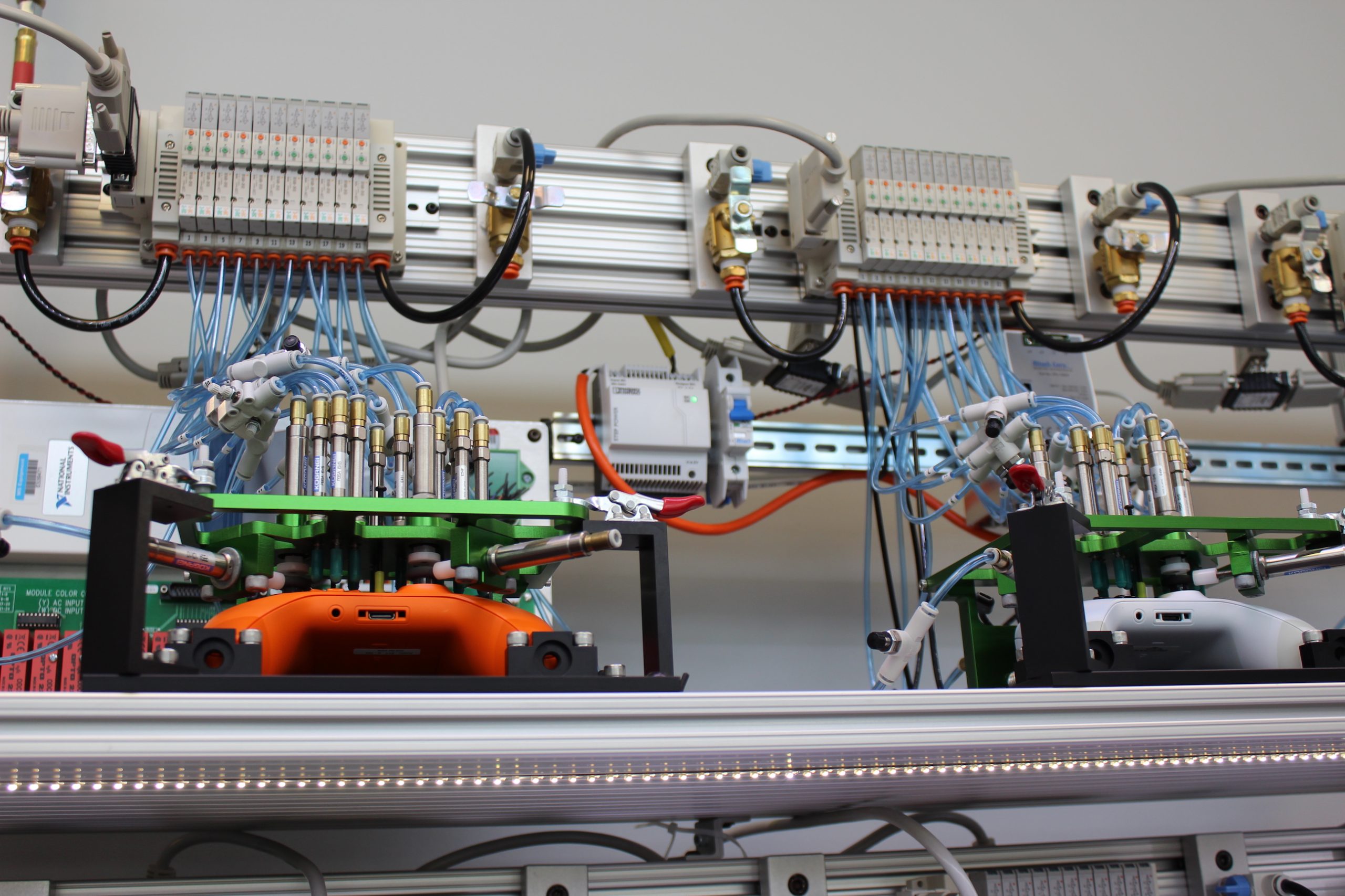 Xac In the lab with Xbox’s new Adaptive Controller, which may change gaming ...