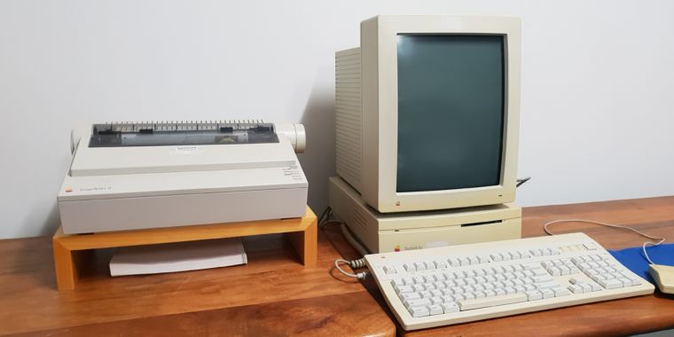 photo of Classic computing joyride—Cruising through modern workloads on a Macintosh IIsi image