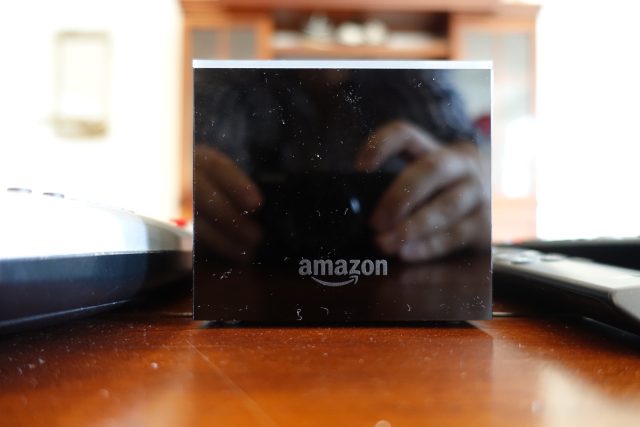 El Fire TV Cube de Amazon es un transmisor 4K y un altavoz Alexa en uno.