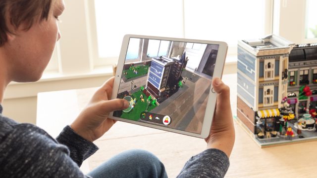 A LEGO app using Apple's new ARKit features.