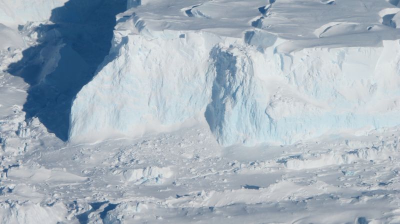 Image of a glacier.