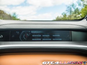 Ferrari GTC4Lusso T interior