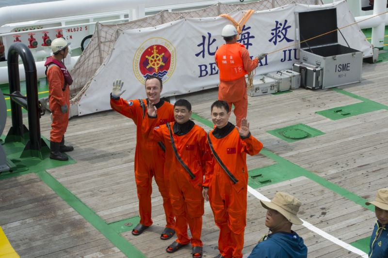 ESA astronaut Matthias Maurer joined Chinese colleagues in Yantai, China, to take part in their sea survival training on August 19, 2017.