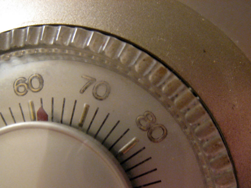 Image of a thermostat