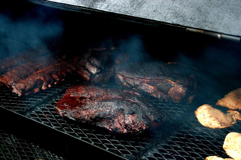 The secret to tasty brisket and ribs lies in food chemistry and phase transitions.