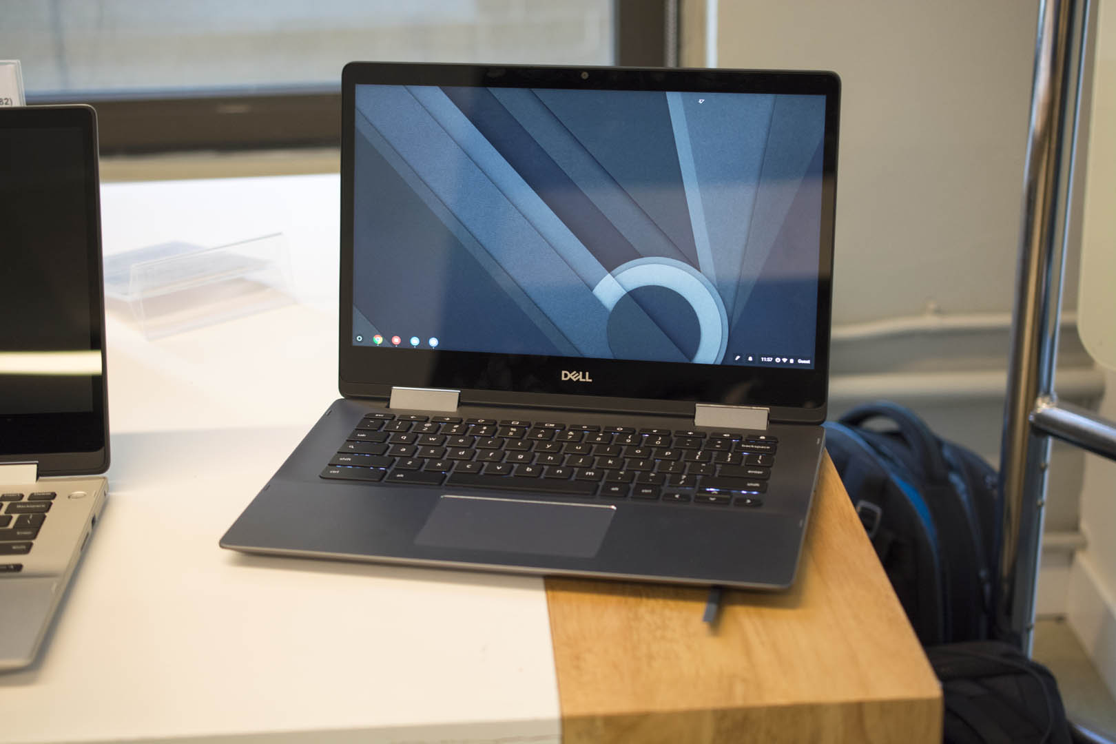 Dell tempts Pixelbook lovers with premium $599 Inspiron Chromebook