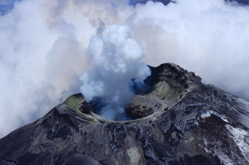 volcano1200-800x533.jpg