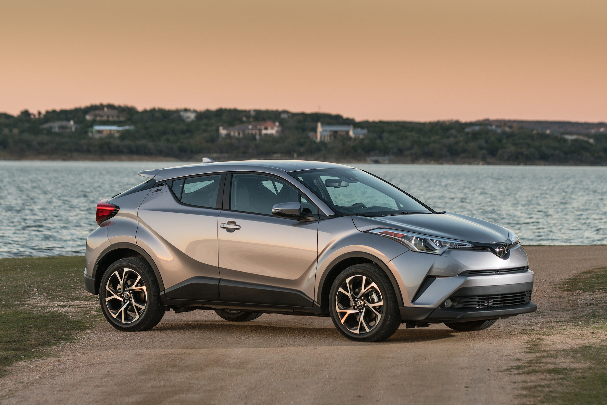 chr 2018 Toyota C-HR Review, Pricing, and Specs