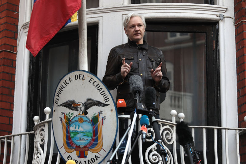 Julian Assange speaks to the media from the balcony of the Embassy of Ecuador on May 19, 2017 in London, England.  