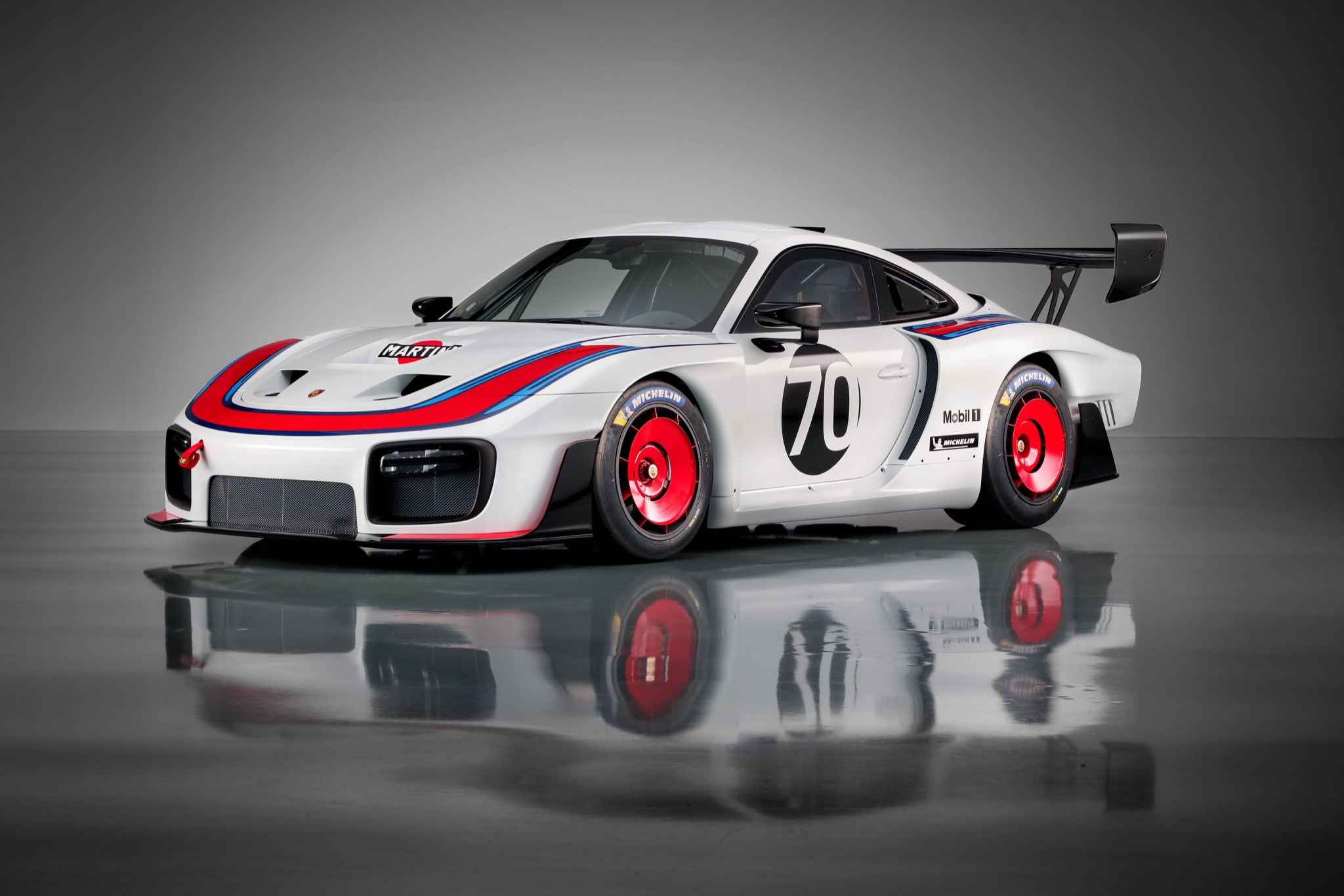 Porsche debuts new $800,000 racer inspired by the iconic 935 Le