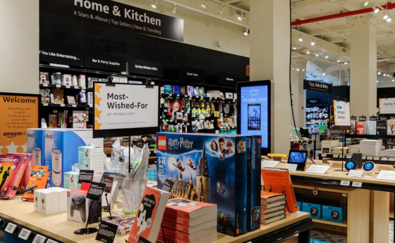 Inside the new Amazon 4 star store in New York.