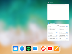 Multitasking interface in iOS 12 on an iPad