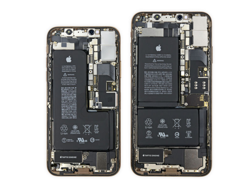 Batteries in the iPhone XS and XS Max