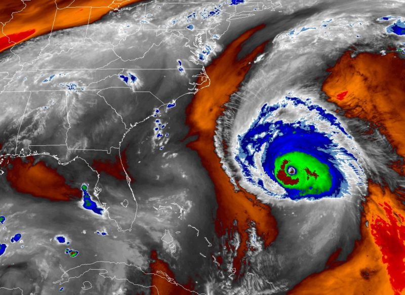 This water vapor image from Wednesday morning shows the enormous pool of moisture that Florence is transporting to the US East Coast.