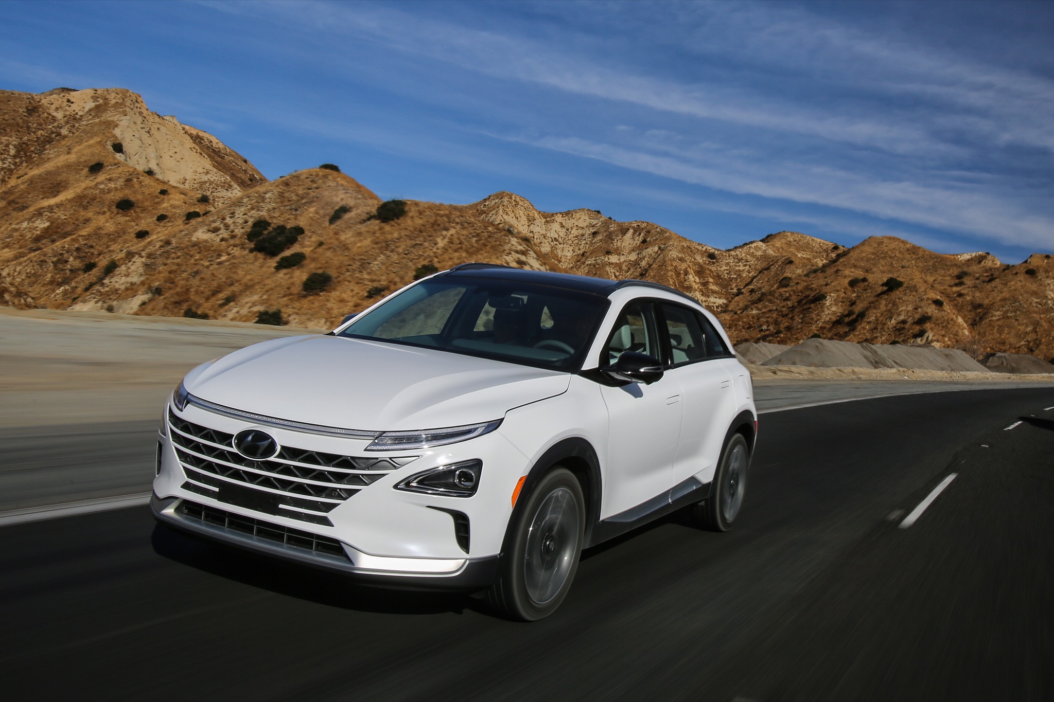 The 2019 Hyundai Nexo is an upmarket hydrogen fuel cell SUV Ars Technica