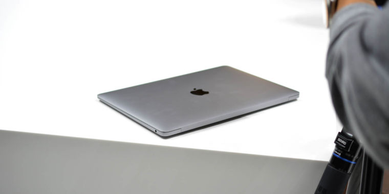 Apple updates entry-level MacBook Air and Pro ...