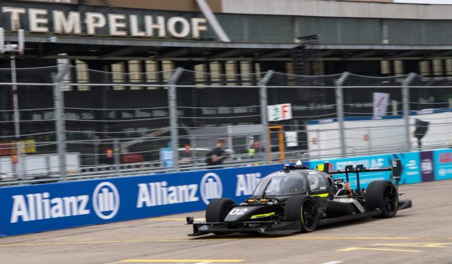 The Roborace's Self-Driving Race Car Is Every Kind of Absurd