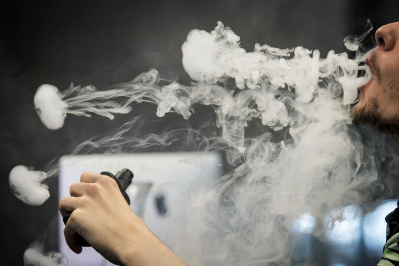 Vaping-linked lung illness looks like exposure to mustard gas, doctors say