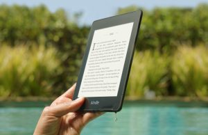 Amazon makes Kindle Paperwhite waterproof—and it still