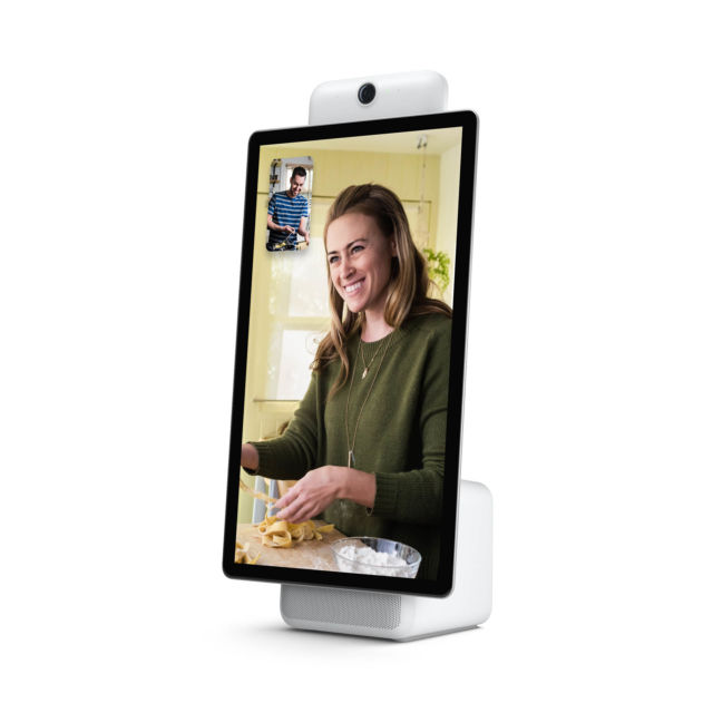 Portal from Facebook. Smart, Hands-Free Video Calling with Alexa Built-in  (Gen 1)