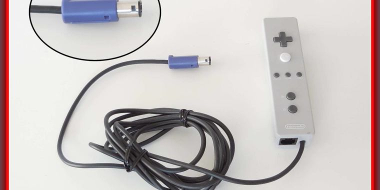 Desviación Sophie Trágico Japanese auction reveals Nintendo's first Wii remote—for the GameCube | Ars  Technica