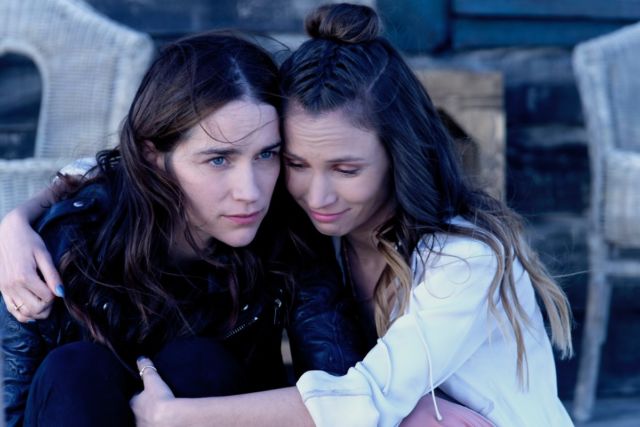 The Earp sisters share a quiet moment before the final confrontation with Bulshar.