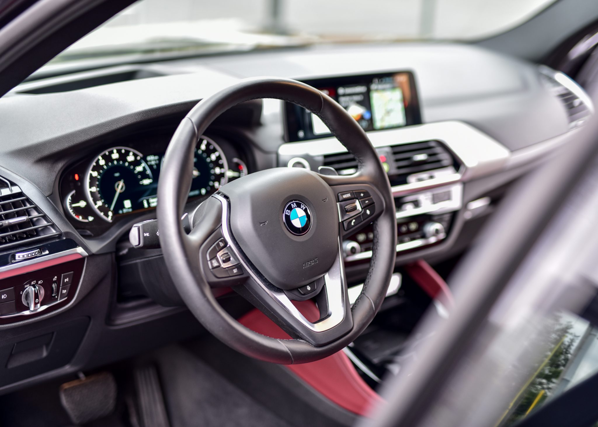 Party in the front, pain in the back: The BMW X4 reviewed - Ars Technica