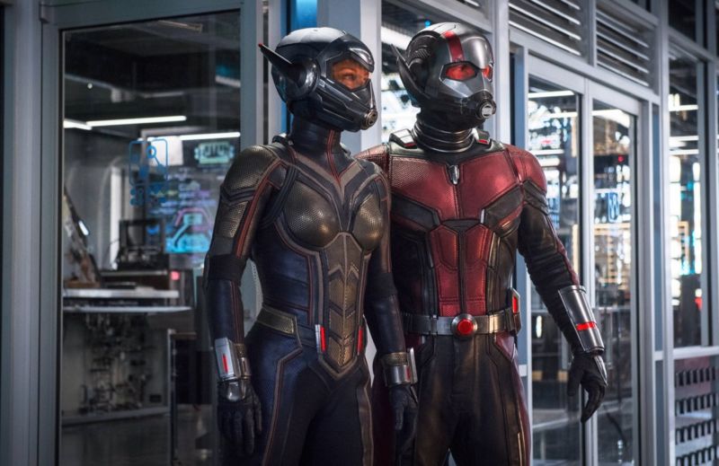 Scott Lang, aka Ant-Man (Paul Rudd), and Hope van Dyne, aka Wasp (Evangeline Lilly), would need 100 times more oxygen than usual on a small scale.