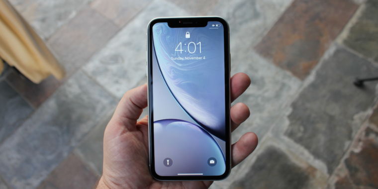 front of iphone xr