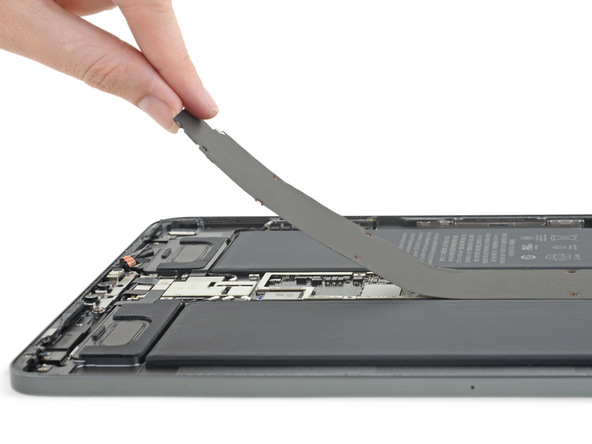 Tinkerers, repair shops will have mixed feelings about this iPad Pro teardown