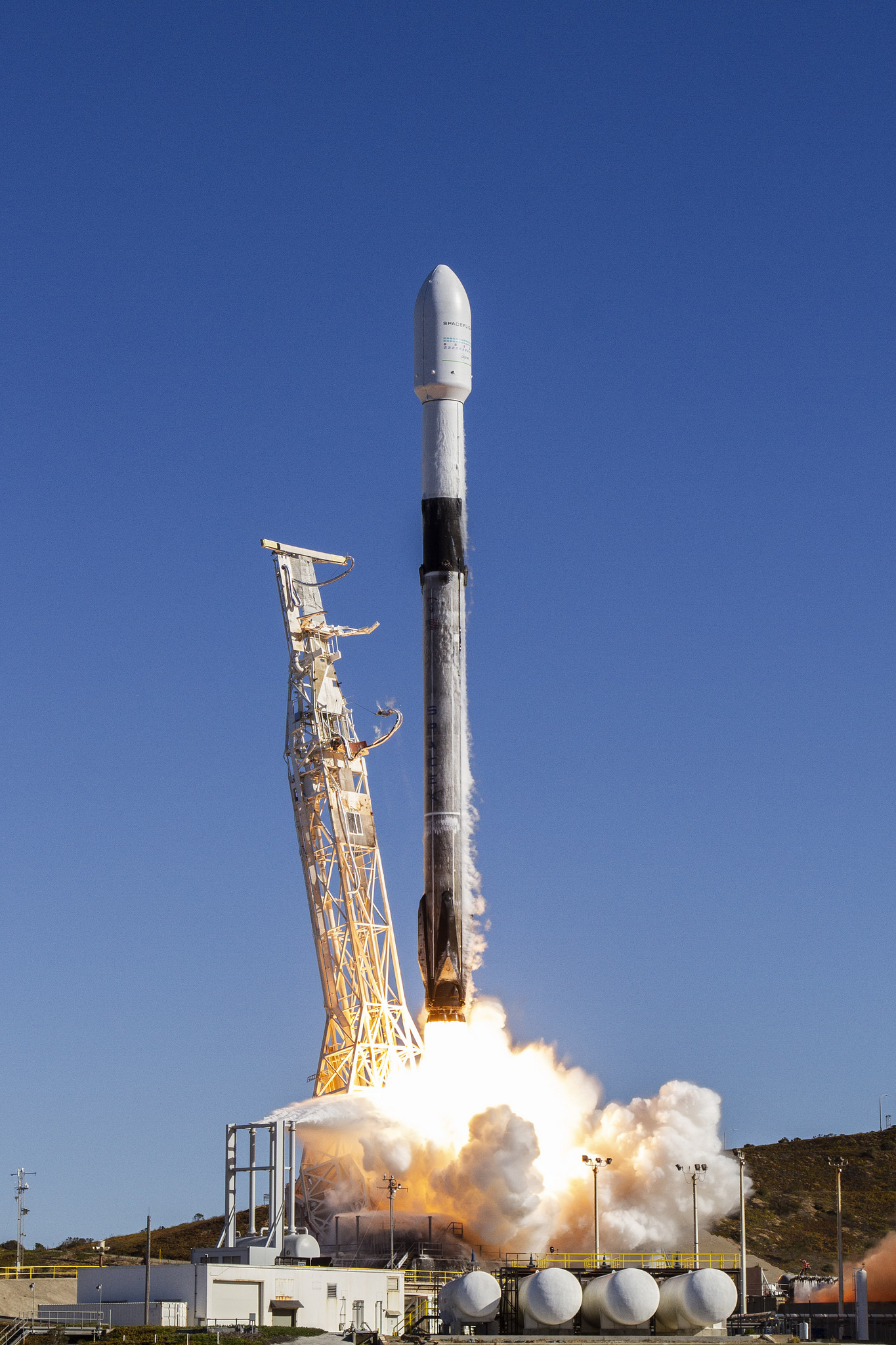 Singed and sooty, SpaceX's Falcon 9 rocket still looked brilliant