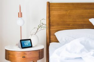 Pictures of the Lenovo Smart Clock.