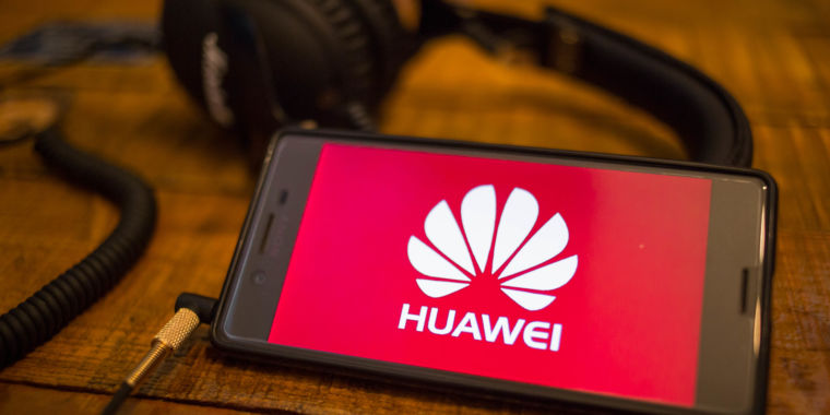 photo of Report: DOJ pursuing criminal charges against Huawei for theft of tech image